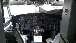 Cabine de comando do avião presidencial.